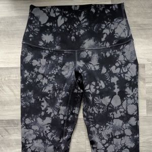 Lululemon 7/8 Tye Dye Leggins